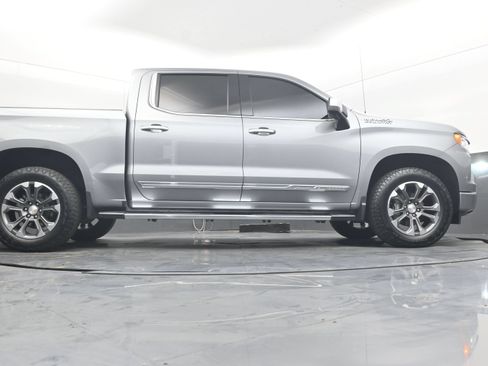 Used 2025 Chevrolet Silverado 1500 High Country AWD/4WD image 29