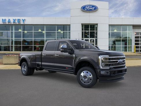 New 2026 Ford F450 Platinum w/ Platinum Plus Package image 7