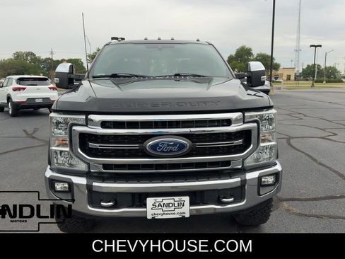 Used 2022 Ford F350 Lariat w/ Chrome Package image 3