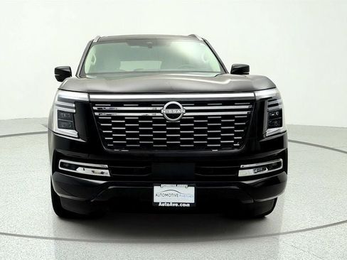 Used 2025 Nissan Armada Platinum AWD/4WD image 2