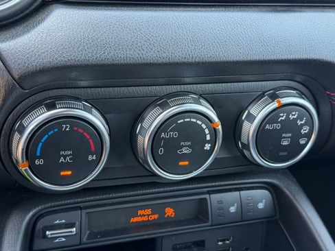 Used 2019 MAZDA MX-5 Miata RF Grand Touring image 18