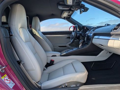 Used 2024 Porsche 718 Boxster S image 17