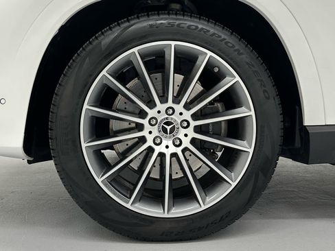 Used 2025 Mercedes-Benz GLE 350 4MATIC image 9