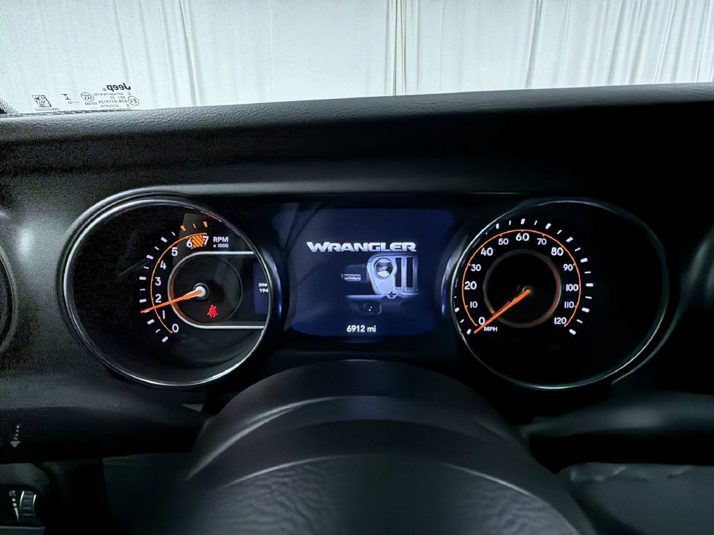 Used 2023 Jeep Wrangler Unlimited Sport AWD/4WD image 10