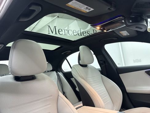 Used 2025 Mercedes-Benz C 300 Sedan image 29