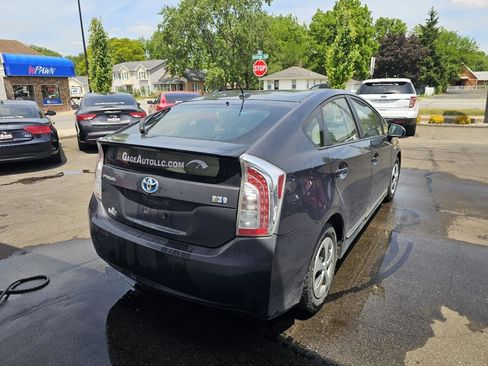 Used 2012 Toyota Prius Four FWD image 11