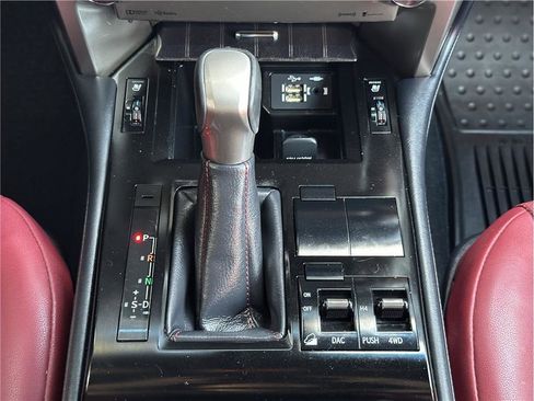 Used 2020 Lexus GX 460 Premium w/ Premium Package AWD/4WD image 26