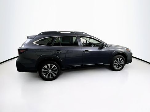 Used 2023 Subaru Outback Limited AWD/4WD image 4