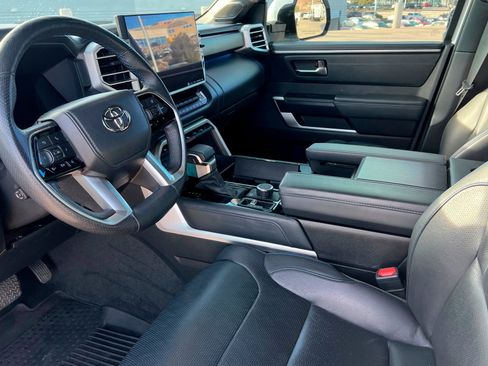 Used 2022 Toyota Tundra Platinum image 16