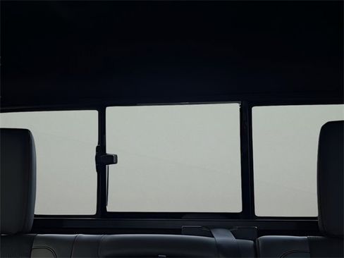 Used 2021 Nissan Titan PRO-4X image 27