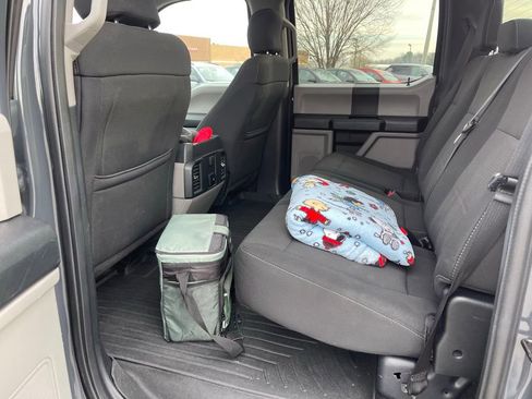 Used 2017 Ford F150 XL w/ Equipment Group 101A Mid image 6