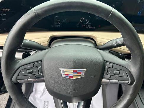Used 2024 Cadillac XT4 Luxury w/ Cold Weather Package AWD/4WD image 58