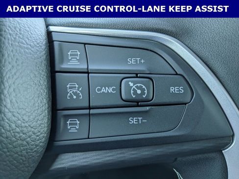 New 2025 Jeep Grand Cherokee Laredo image 9