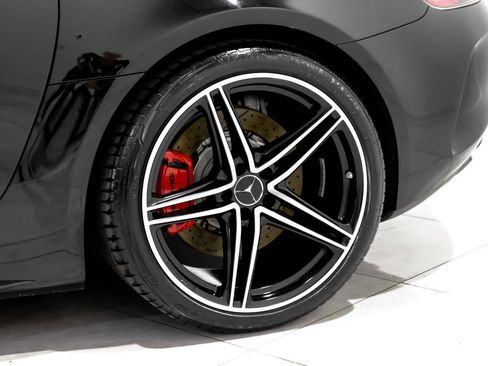 Used 2018 Mercedes-Benz AMG GT C w/ AMG Interior Night Package image 48