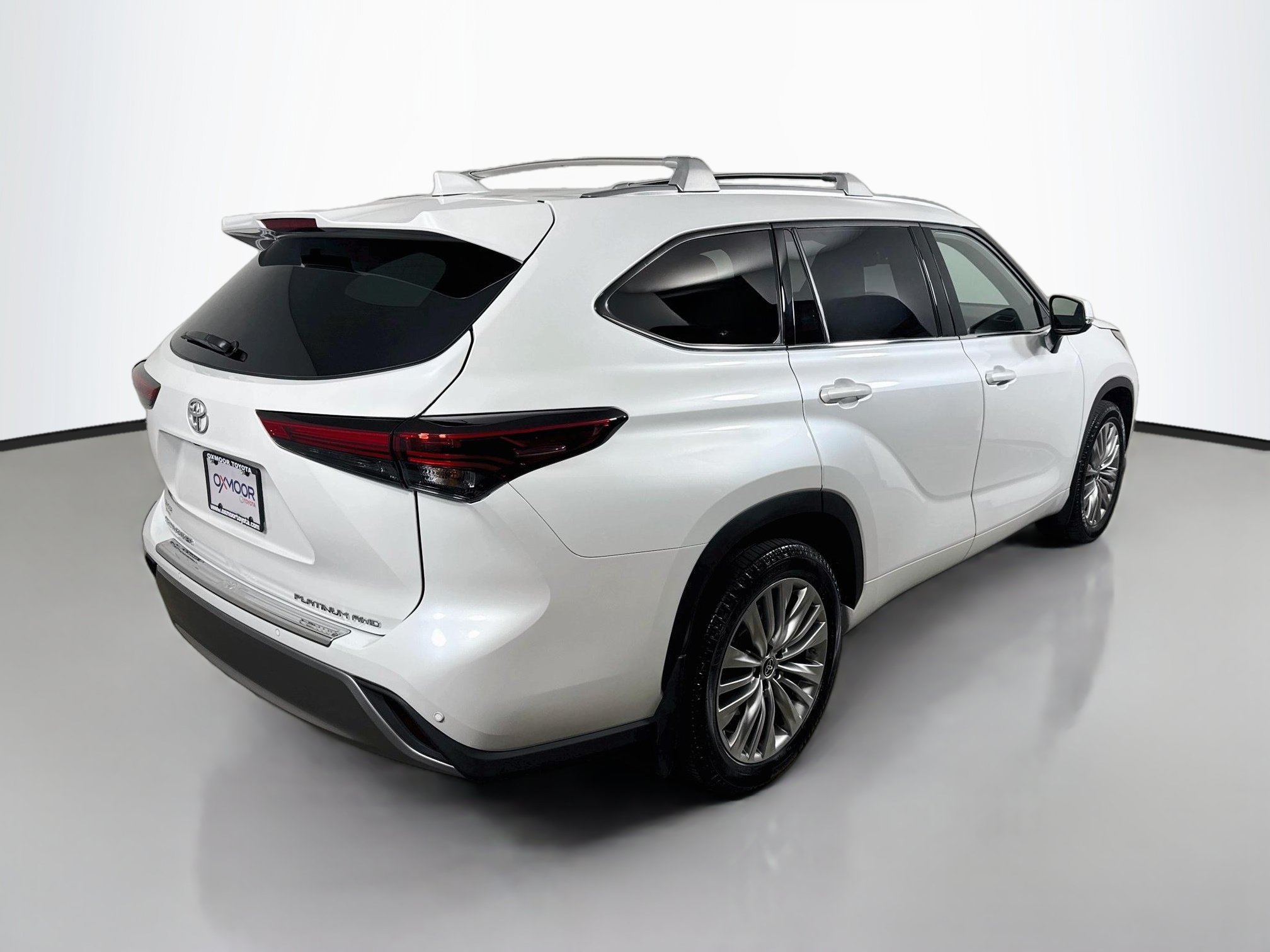 Used 2022 Toyota Highlander Platinum AWD/4WD image 7