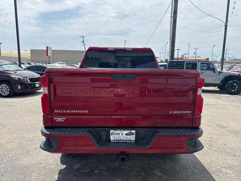 Used 2021 Chevrolet Silverado 1500 Custom RWD image 7