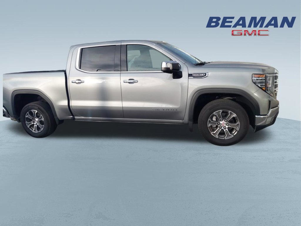 Used 2026 GMC Sierra 1500 SLT RWD image 3