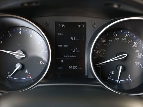 Used 2021 Toyota C-HR LE image 47