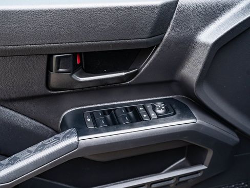 Used 2025 Toyota Tacoma SR image 23