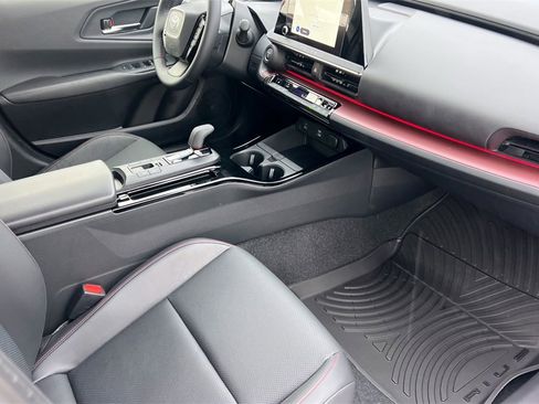 New 2026 Toyota Prius XSE image 15