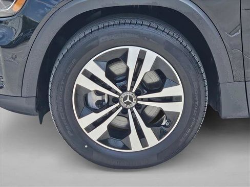 Certified 2025 Mercedes-Benz GLB 250 image 23