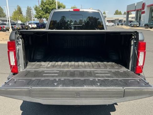 Used 2022 Ford F250 Lariat w/ Black Appearance Package AWD/4WD image 23