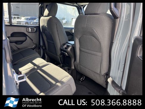 New 2026 Jeep Gladiator Sport image 14