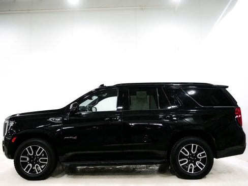 Used 2021 GMC Yukon AT4 w/ Technology Package image 6