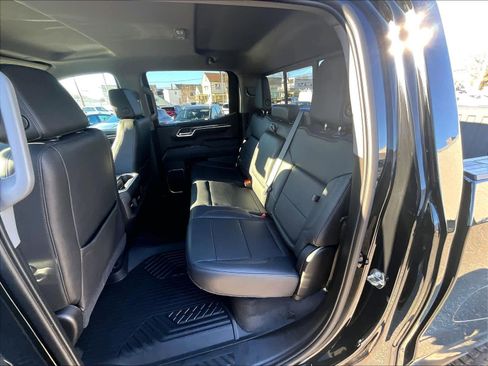 Used 2022 Chevrolet Silverado 1500 LT Trail Boss w/ LT Trail Boss Premium Package image 15