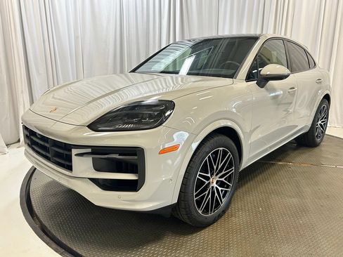 Certified 2026 Porsche Cayenne Coupe AWD/4WD image 1