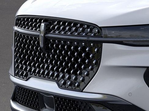 New 2026 Lincoln Nautilus Premier w/ Equipment Group 102A image 17