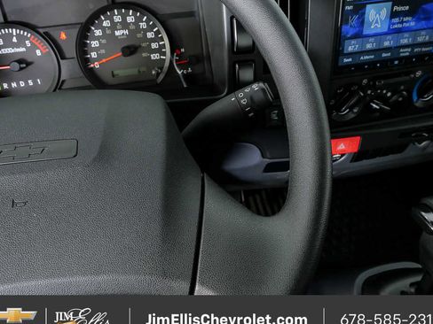 New 2025 Chevrolet Low Cab Forward image 10