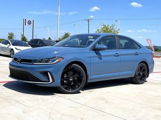 New 2025 Volkswagen Jetta SE video 1