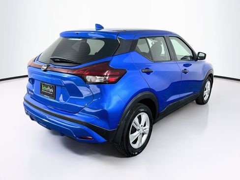 Used 2022 Nissan Kicks S FWD image 9