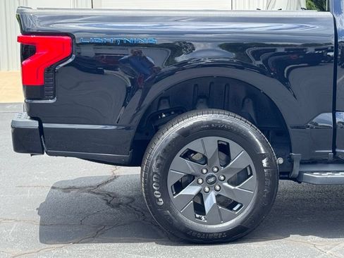 Used 2025 Ford F150 Lightning Flash AWD/4WD image 47