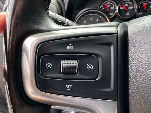 Used 2023 Chevrolet Silverado 2500 LT AWD/4WD image 16