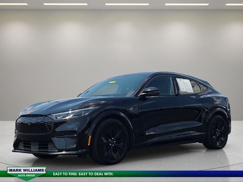 Used 2025 Ford Mustang Mach-E GT AWD/4WD image 8