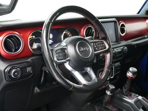 Used 2023 Jeep Wrangler Unlimited Rubicon w/ LED Lighting Group AWD/4WD image 13