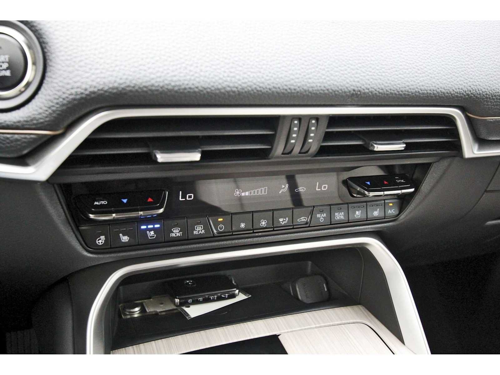 Certified 2026 MAZDA CX-90 3.3 Turbo w/ Preferred Package AWD/4WD image 24