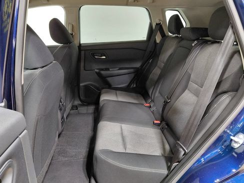 Used 2025 Nissan Rogue SV AWD/4WD image 36