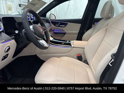Used 2026 Mercedes-Benz GLC 300 image 12