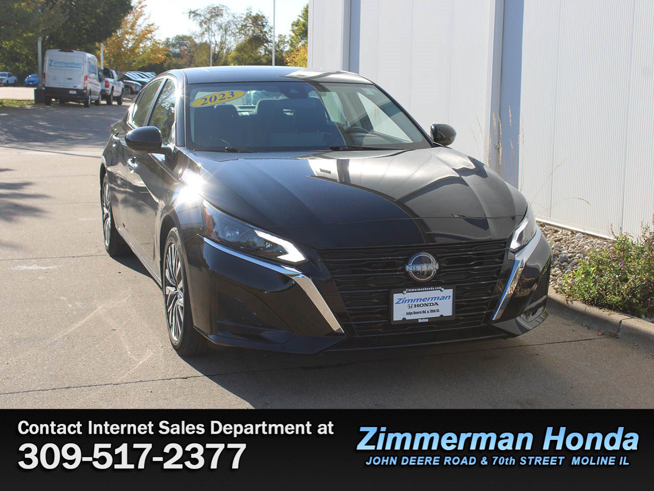 Used 2023 Nissan Altima 2.5 SV w/ SV Premium Package FWD image 3