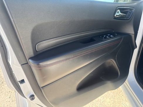 Used 2023 Dodge Durango GT image 27