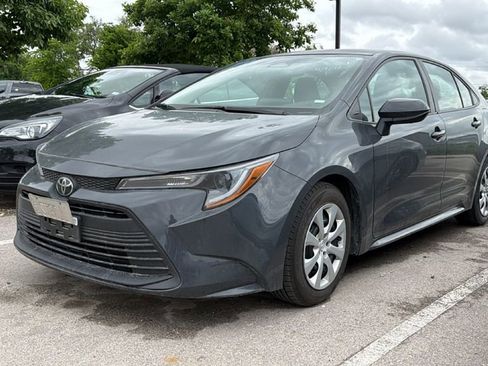Certified 2024 Toyota Corolla LE image 9