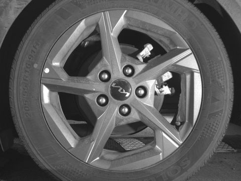 Used 2025 Kia K4 LXS image 14