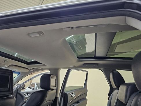 Used 2015 INFINITI QX60 AWD w/ Deluxe Touring Package image 39