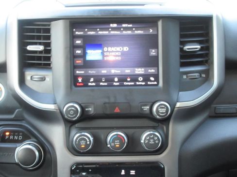Used 2020 RAM 1500 Big Horn RWD image 16