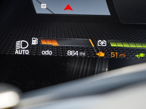 Used 2022 Ferrari SF90 Stradale AWD/4WD image 23
