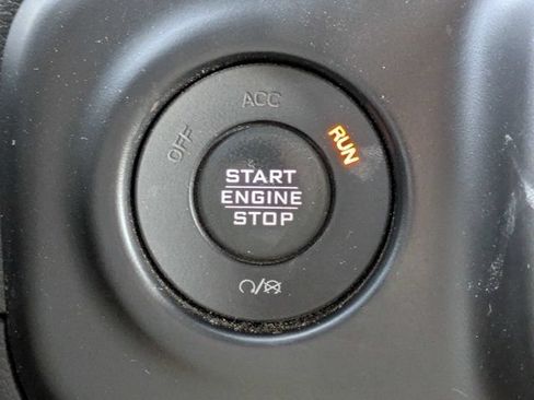 Used 2020 Jeep Wrangler Unlimited Sport AWD/4WD image 30