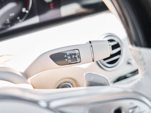 Used 2020 Mercedes-Benz S 560 4MATIC Coupe image 50